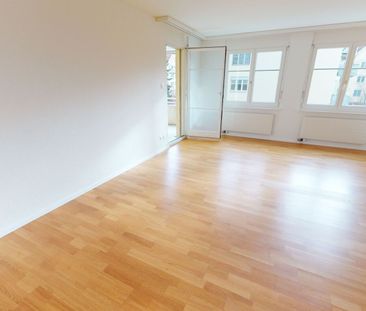 Schöne 4.5 Zimmer-Wohnung zu vermieten - Foto 2