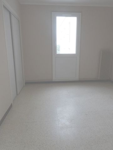 T3 63m²+PARKING 562€ H.C Nîmes route d’Uzès - Photo 5