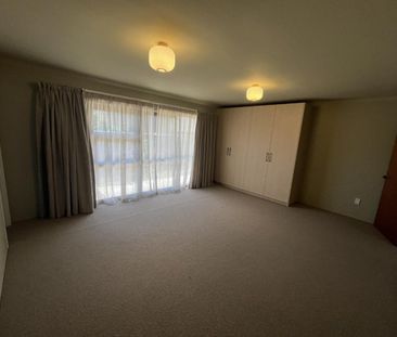 Fully Renovated Merrilands home - Photo 1