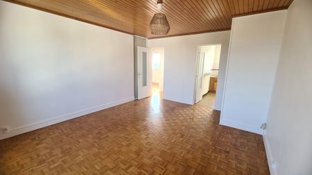 Location Appartement 2 pièces 43m² MASSY 91300 - Photo 2
