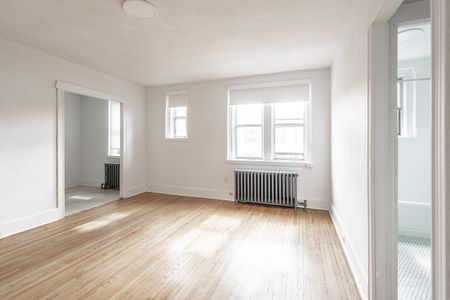 122 Dowling Avenue - Photo 3