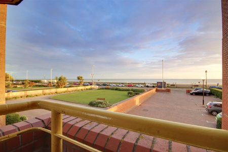 2 bedroom apartment to rent - Photo 3