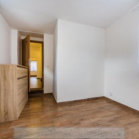 Pronájem bytu 2+kk 54 m2 - Фото 3