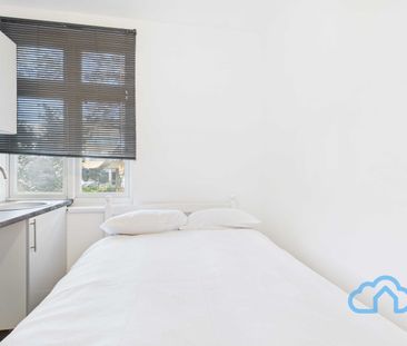 RM2 Well Hall Road | Eltham | London | SE9 6SF - Photo 2