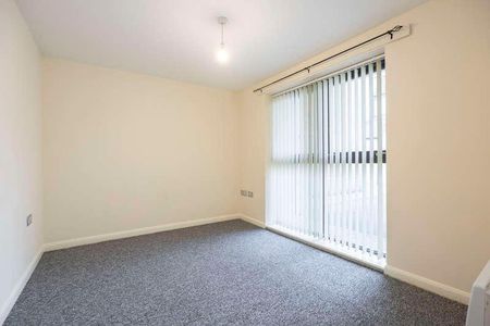 St. Georges Terrace, Cheltenham, GL50 - Photo 4