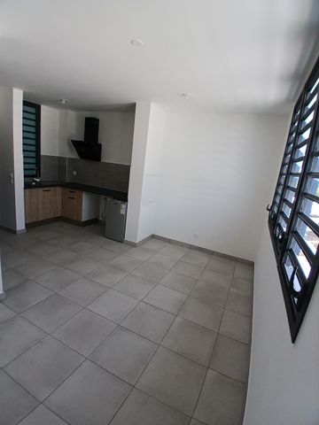 Location Appartement 1 pièce 22m² MOUFIA 97490 - Photo 2