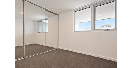 TWO BEDROOM APARTMENT (Corner of Drummond Street) - Photo 2
