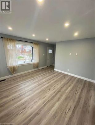 53 JOSEPHINE Street - Photo 1