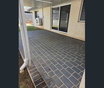 SPACIOUS MODERN HOME IN POPULAR BIRKDALE LOCATION - Photo 6