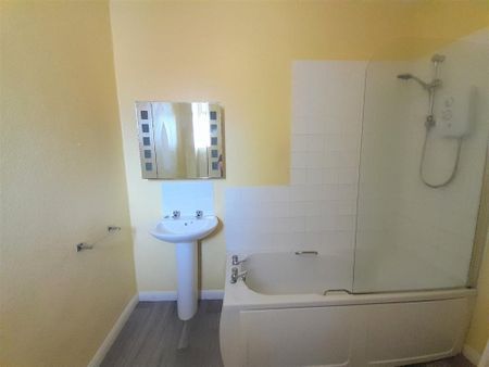 18 Fairfax Place, Dartmouth - Photo 5