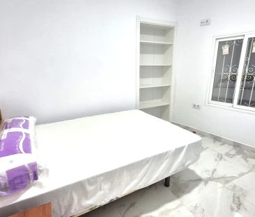 Piso de alquiler en Calle Prim, Casco Antiguo - Foto 2