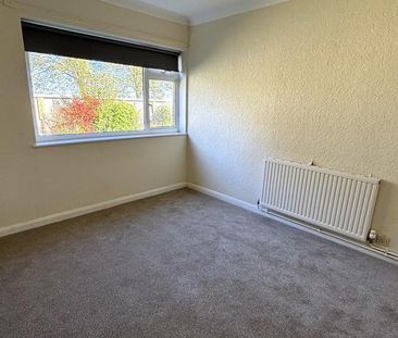 4 bedroom detached bungalow to rent - Photo 6