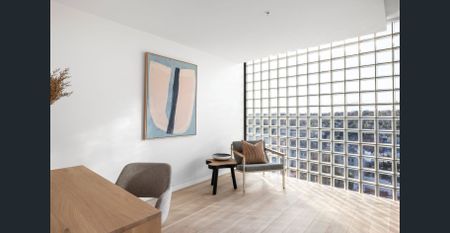 The award winning penthouse, is one not to be missed. - Photo 3