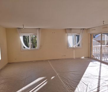 Location Appartement 4 pièces 113m² - Photo 6