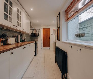 2 bedroom terraced house to rent - Photo 5