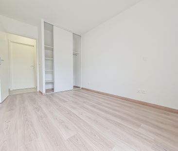 T4 DE 81.40 M² A LOUER - BALCON + PLACE DE PARKING EN S/SOL - NOUVE... - Photo 1