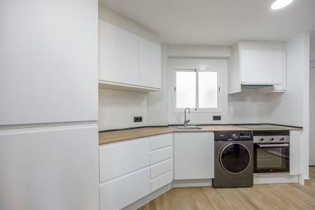 Carrer de lArquitecte Arnau, Valencia, Valencian Community 46020 - Photo 5