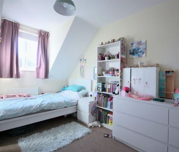 3 bedroom semi-detached house to rent - Photo 4