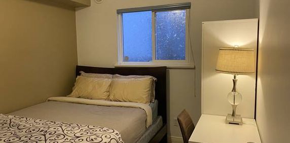 1 br furnished near 29 Ave Station 90 days minimum stay - Photo 2