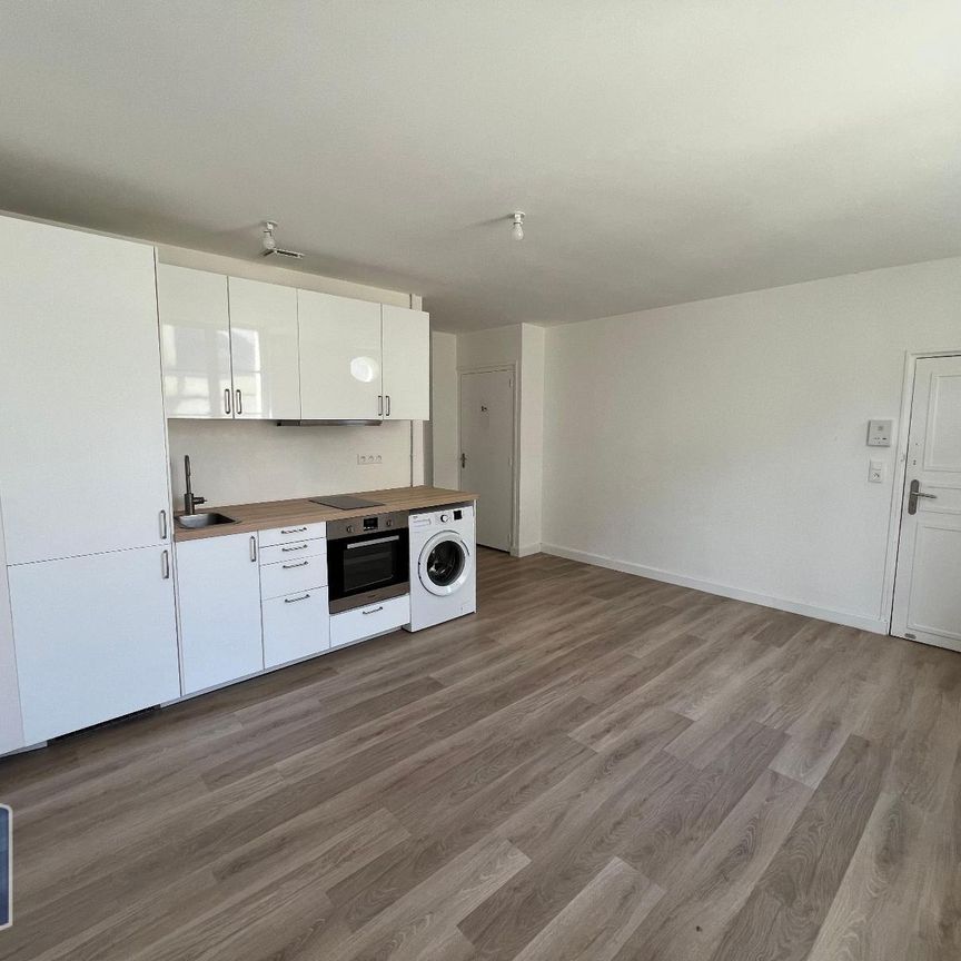 Location Appartement 2 pièces 45m² CHINON 37500 - Photo 1