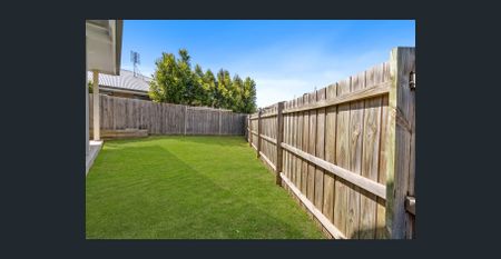 Family home in Elderslie - Photo 4