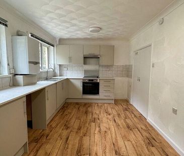 Velland Avenue, Torquay - Photo 3