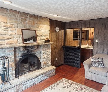 For Lease - 176 Robinson Drive, Newmarket, Ontario - Photo 3