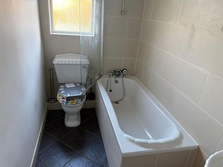 1 bedroom bungalow to rent - Photo 5