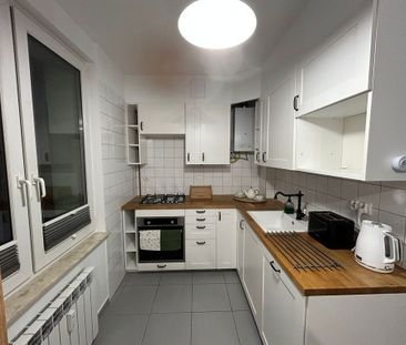 Przestronna kawalerka na wynajem - Zdjęcie 1