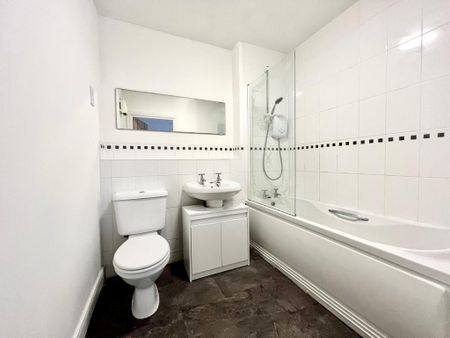 2 bedroom apartment to rent - Photo 5