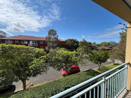 Dulwich Hill - Photo 3