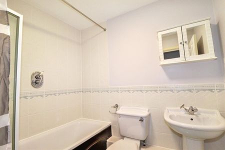 Rydens Road, Walton On Thames - Photo 4