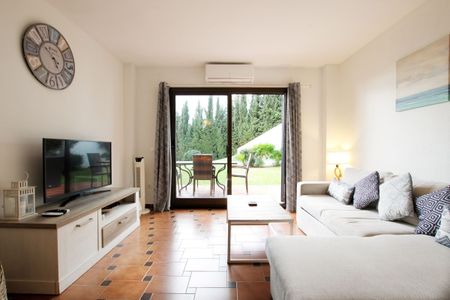 Apartment in Riviera del Sol, Costa del Sol - Photo 2