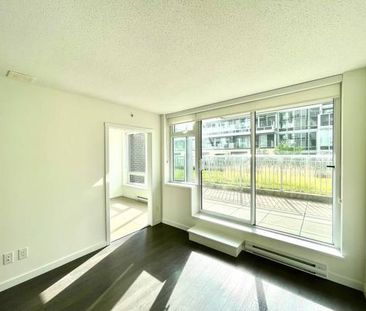 Metrotown/Joyce 1b1den lease transfer 2300/m - Photo 2