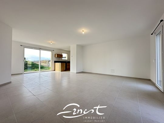 Location Maison 5 pièces 107m² JAUNAY MARIGNY 86130 - Photo 1