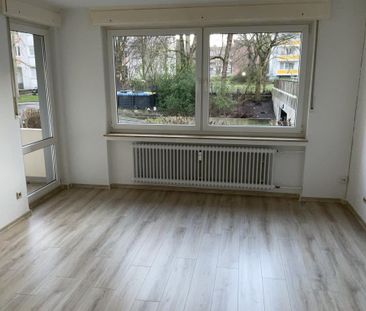 Weihnachtsbaum im Neuen Heim? 2-Zimmer-Wohnung in der City noch die... - Foto 1