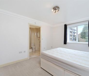 2 bedroom flat to rent - Photo 6