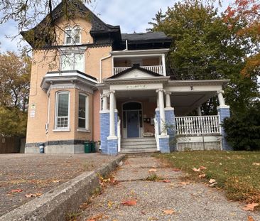 For Lease - 50 Nelson Street Unit# 5, Brampton, Ontario - Photo 3