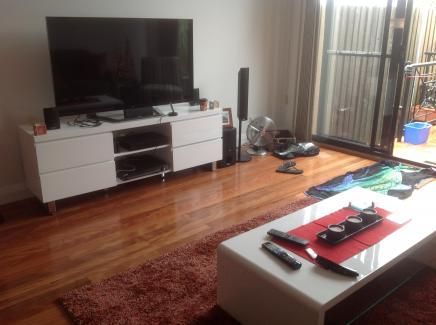 Beaconsfield - Photo 2