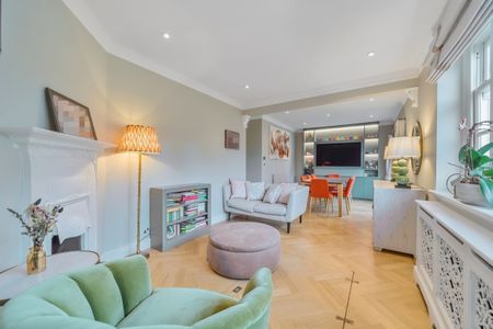 6 bedroom detached house to rent - Photo 4