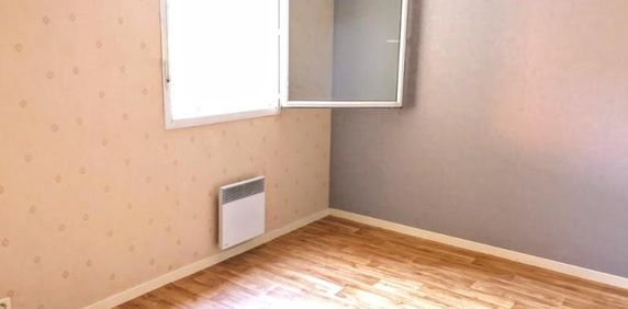 Location Appartement 2 pièces 47m² THONON LES BAINS 74200 - Photo 2