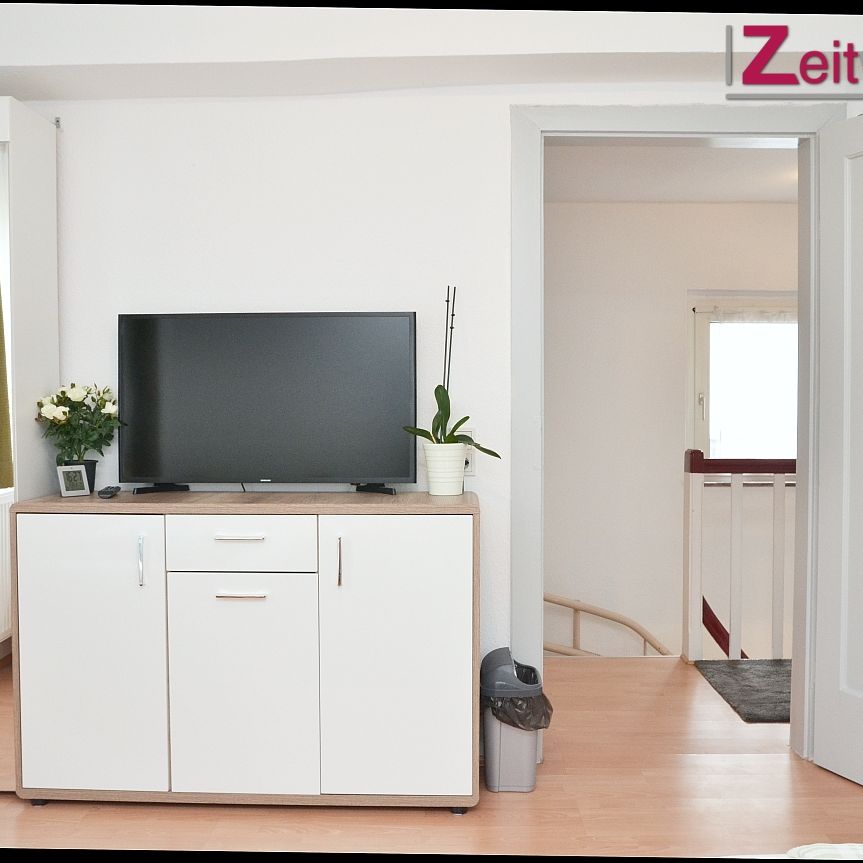 Perfekt für Familien oder Firmen! Möbliertes Haus in Köln-Gremberghoven - Photo 1