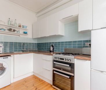 1 Bed Flat, Prince Regent Street, EH6 - Photo 3