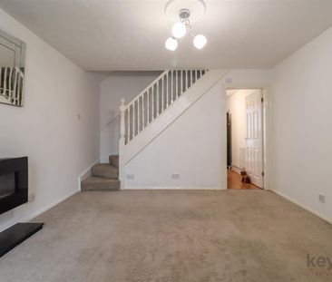 Farm Fields Close, Waterthorpe, S20 - Photo 2