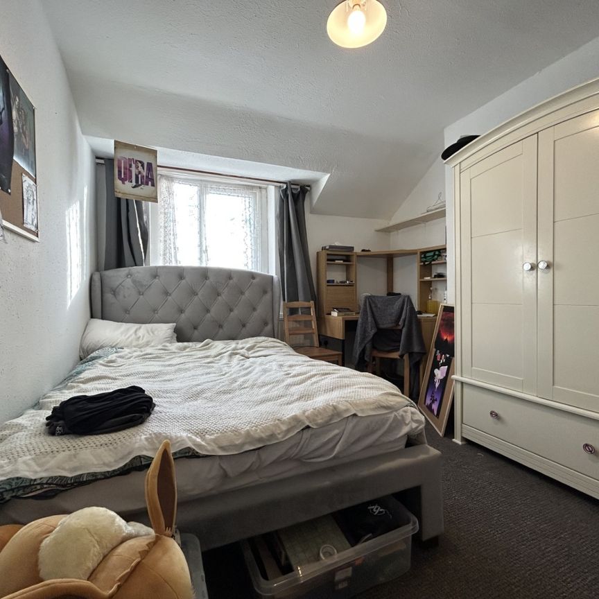 Llanbleddian Gardens TF, Cathays - Photo 1