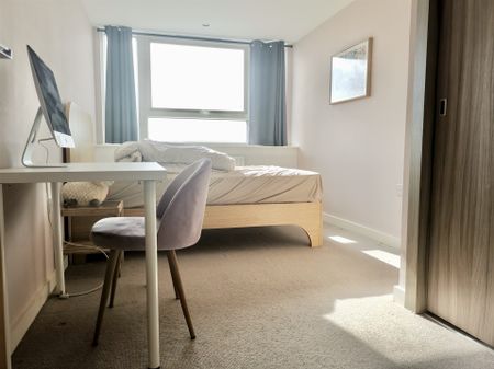 Rainhill Way, London - Photo 3