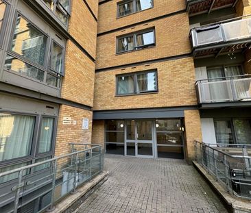 Studio Flat, Trentham Court, W3 - Photo 6