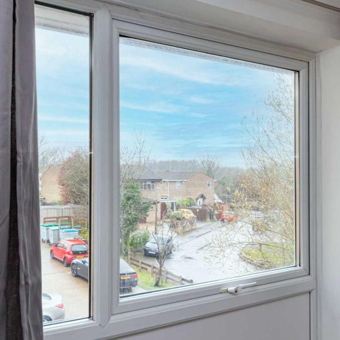 2 bed Flat for rent - Photo 1