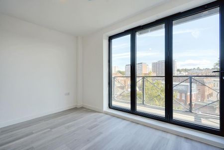 2 bedroom apartment to rent - Photo 4