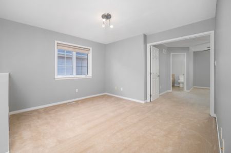 For Lease - 306 Tabaret Street, Kanata, Ontario - Photo 2
